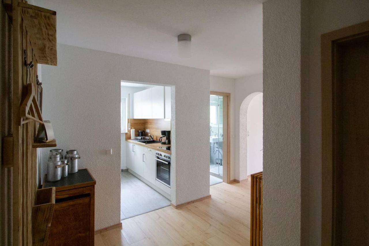 Schoene Und Helle Ferienwohnung In Pfaffenweiler Villingen-Schwenningen Exterior foto